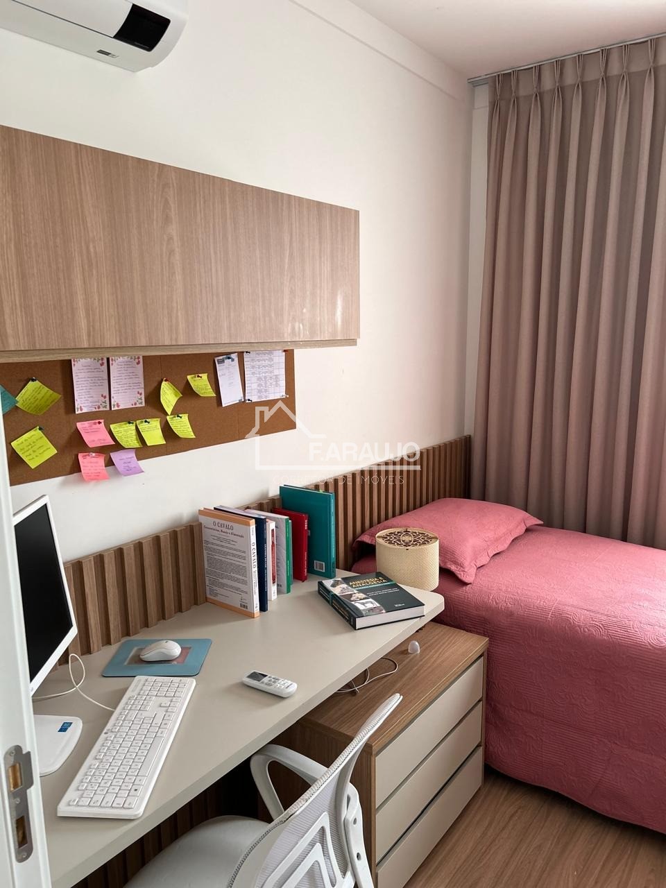 Apartamento à venda com 2 quartos, 67m² - Foto 11