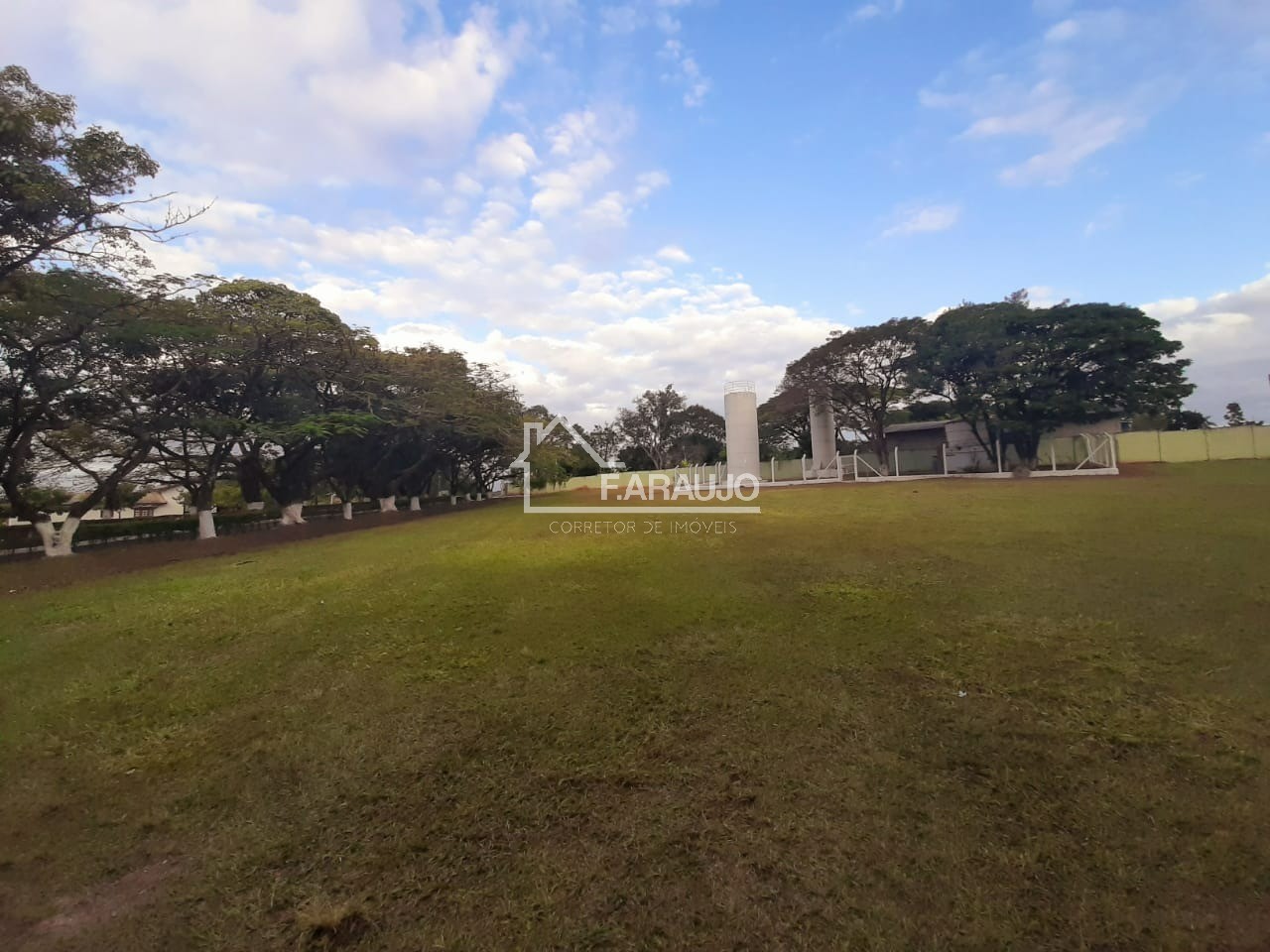 Loteamento e Condomínio, 800 m² - Foto 9