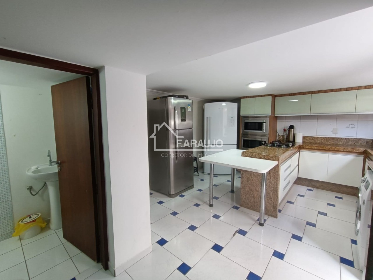 Casa, 4 quartos, 243 m² - Foto 13