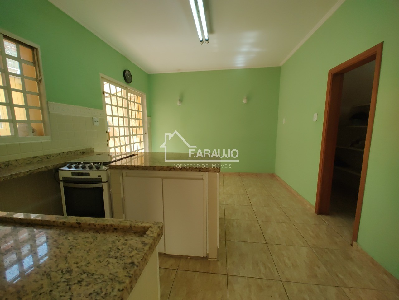 Casa, 4 quartos, 300 m² - Foto 21