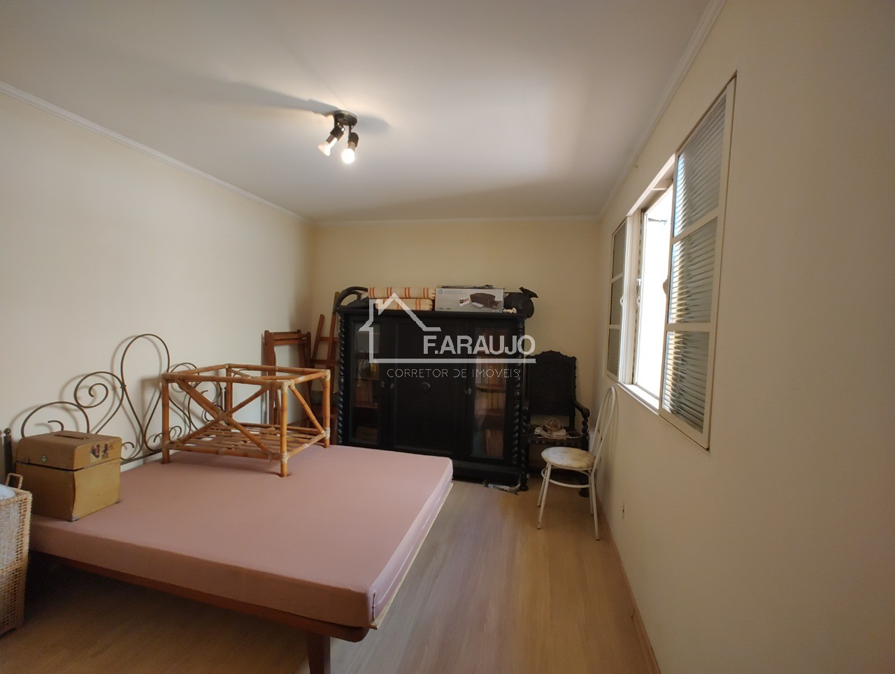 Casa, 4 quartos, 300 m² - Foto 38