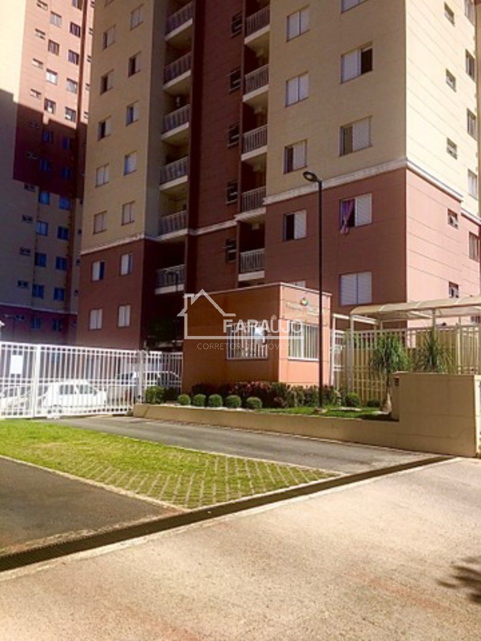 Apartamento à venda com 2 quartos, 56m² - Foto 1