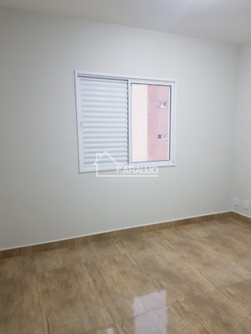 Apartamento à venda com 2 quartos, 56m² - Foto 5