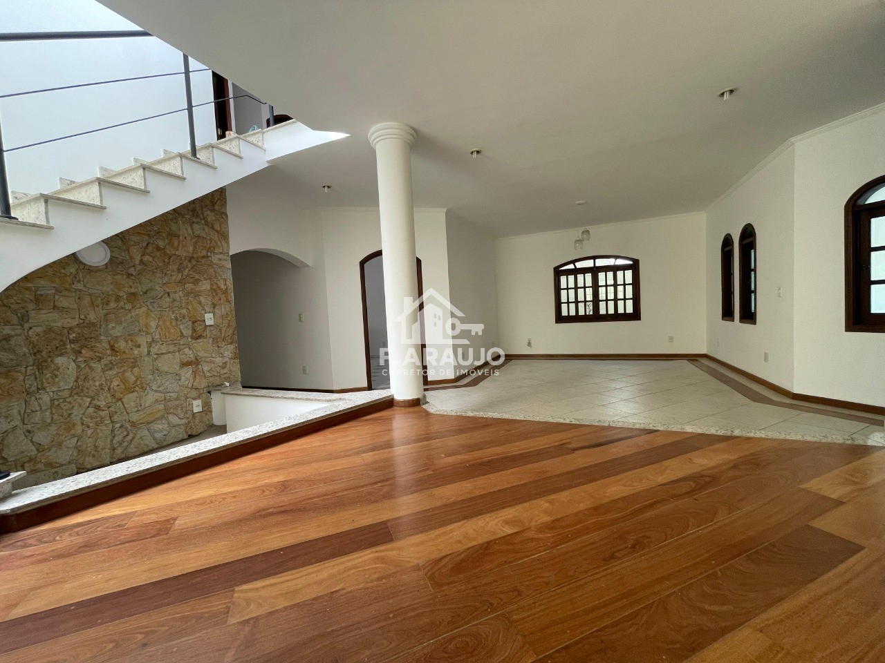Casa, 4 quartos, 360 m² - Foto 5