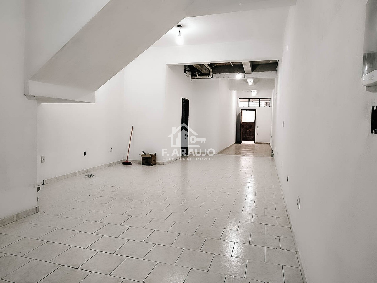 Prédio Inteiro - Foto 44