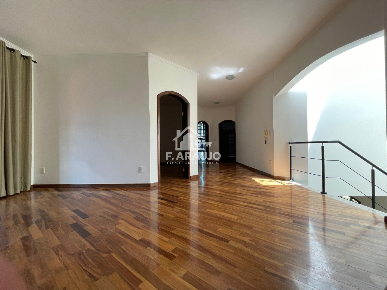 Casa, 4 quartos, 360 m² - Foto 10