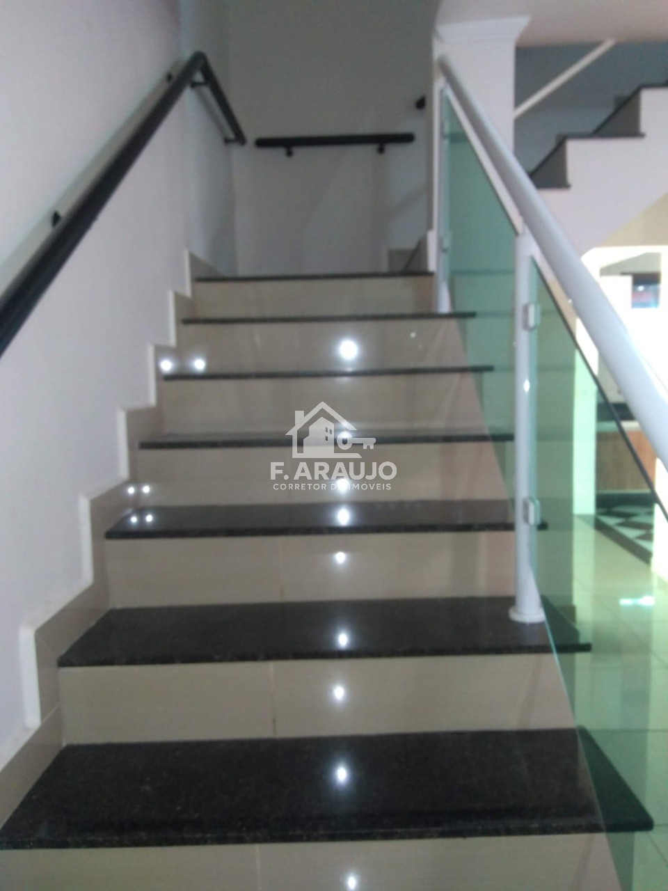 Casa, 3 quartos, 300 m² - Foto 6