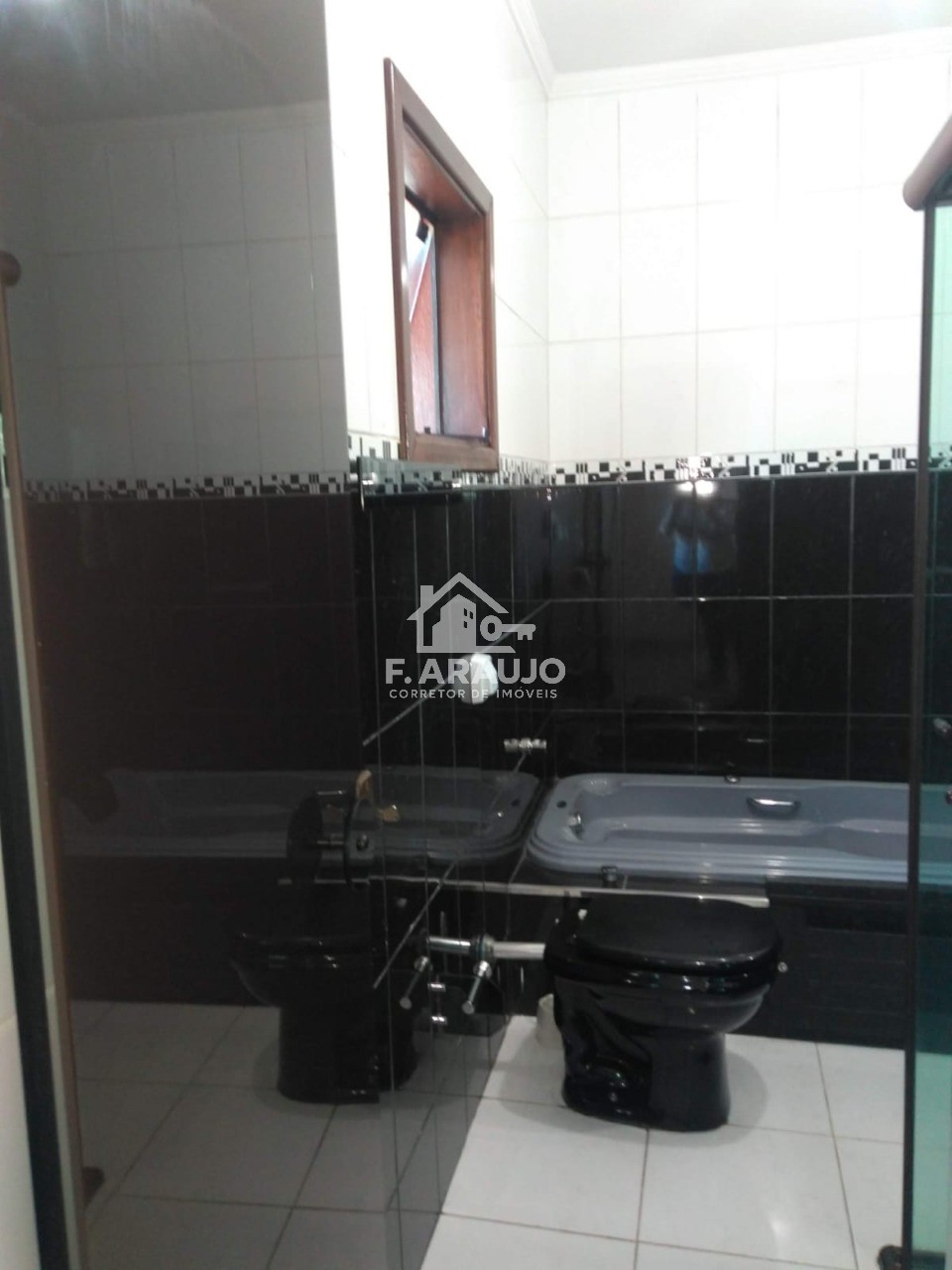 Casa, 3 quartos, 300 m² - Foto 8