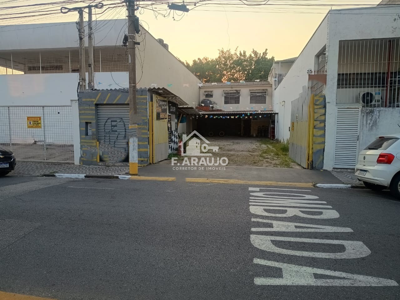 Loteamento e Condomínio, 220 m² - Foto 2