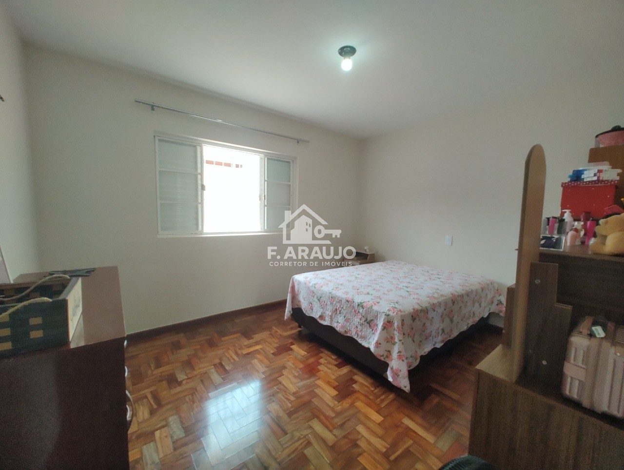 Casa, 4 quartos, 218 m² - Foto 17