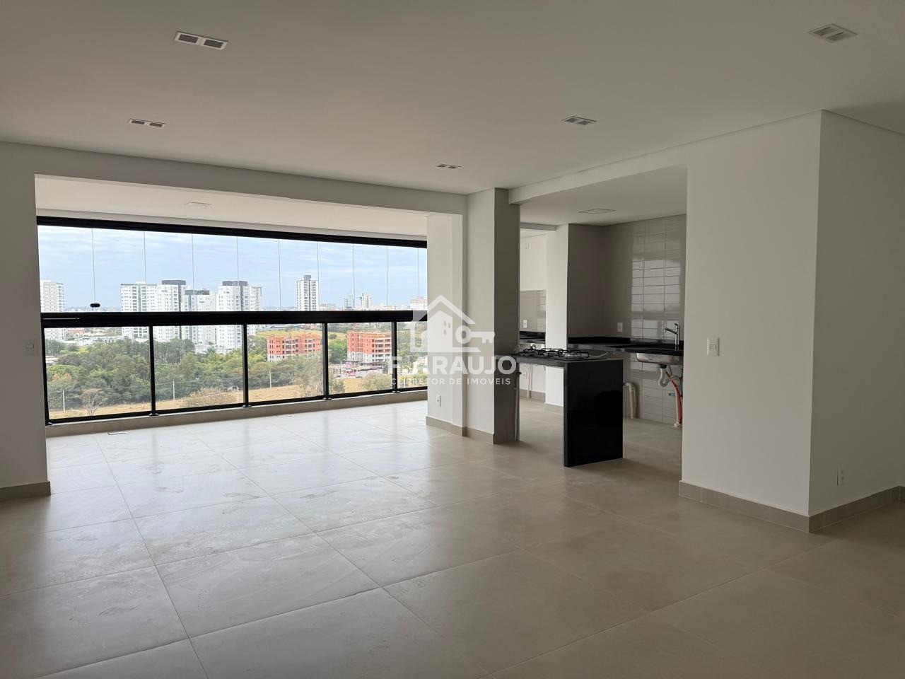 Apartamento, 3 quartos, 143 m² - Foto 1
