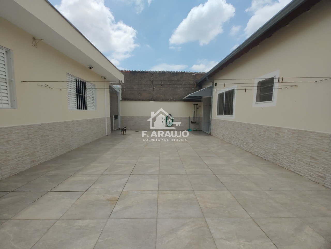 Casa, 4 quartos, 218 m² - Foto 47