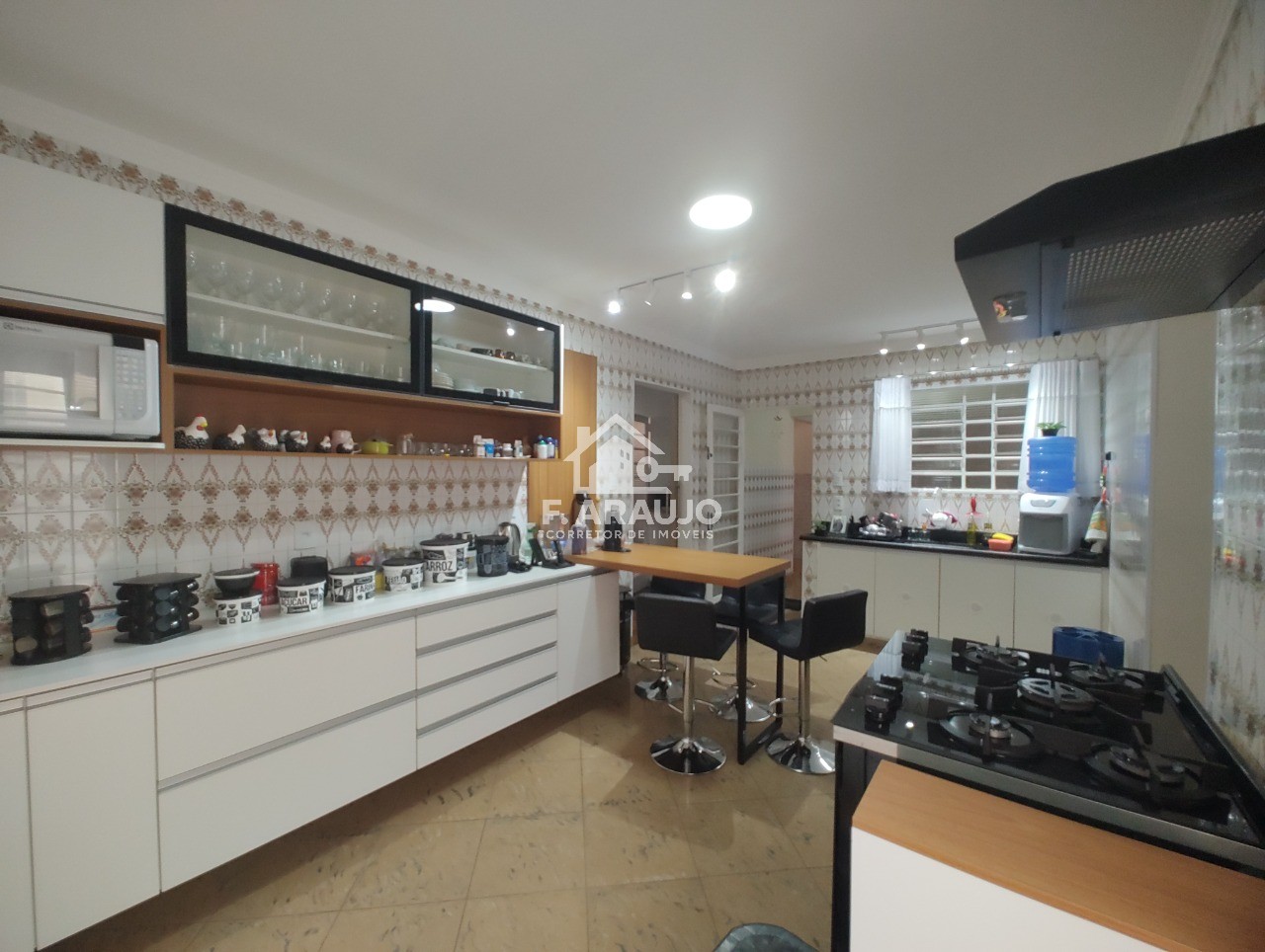 Casa, 4 quartos, 218 m² - Foto 28