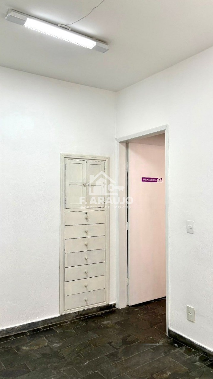 Prédio Inteiro - Foto 3