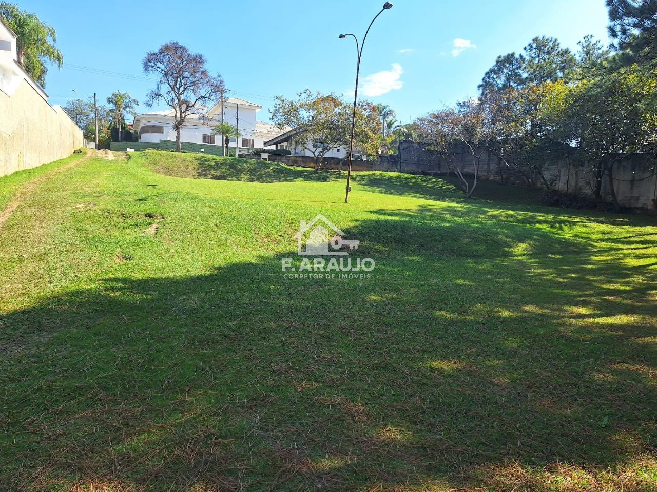 Loteamento e Condomínio, 936 m² - Foto 2