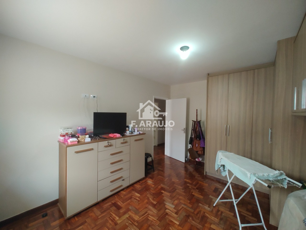 Casa, 4 quartos, 218 m² - Foto 20