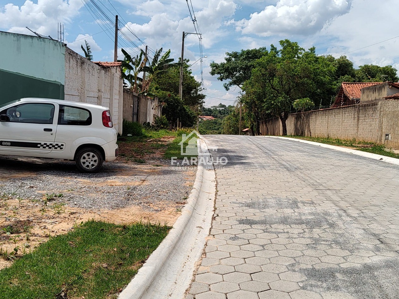 Chácara, 3 quartos, 2280 m² - Foto 3