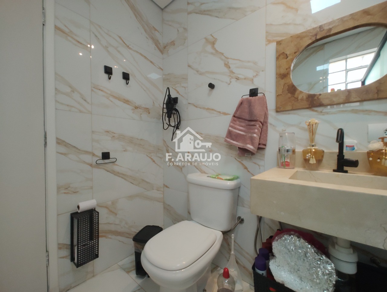 Casa, 4 quartos, 218 m² - Foto 24