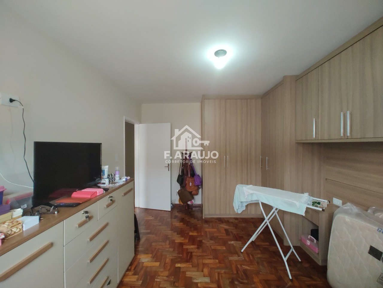 Casa, 4 quartos, 218 m² - Foto 21