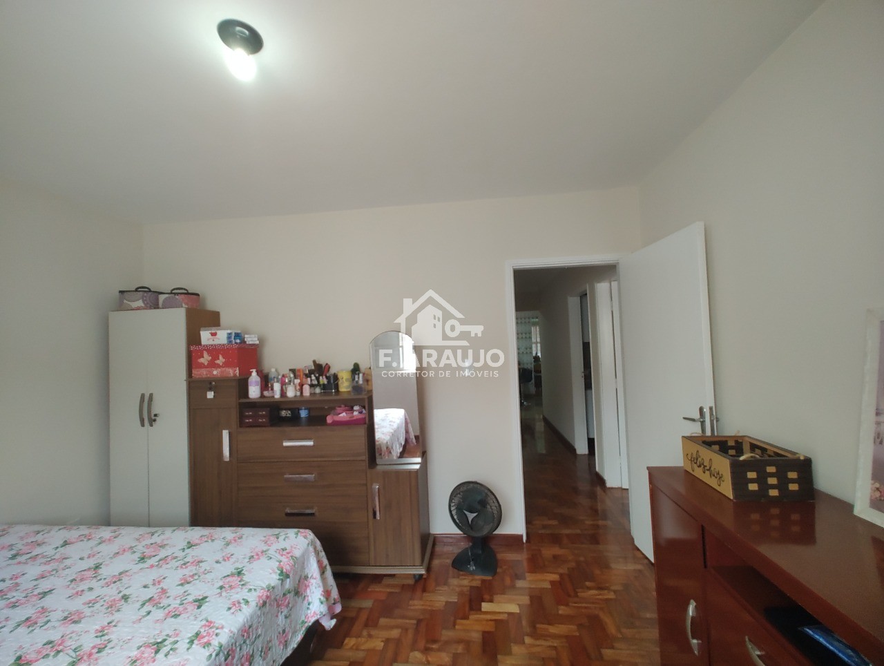 Casa, 4 quartos, 218 m² - Foto 18