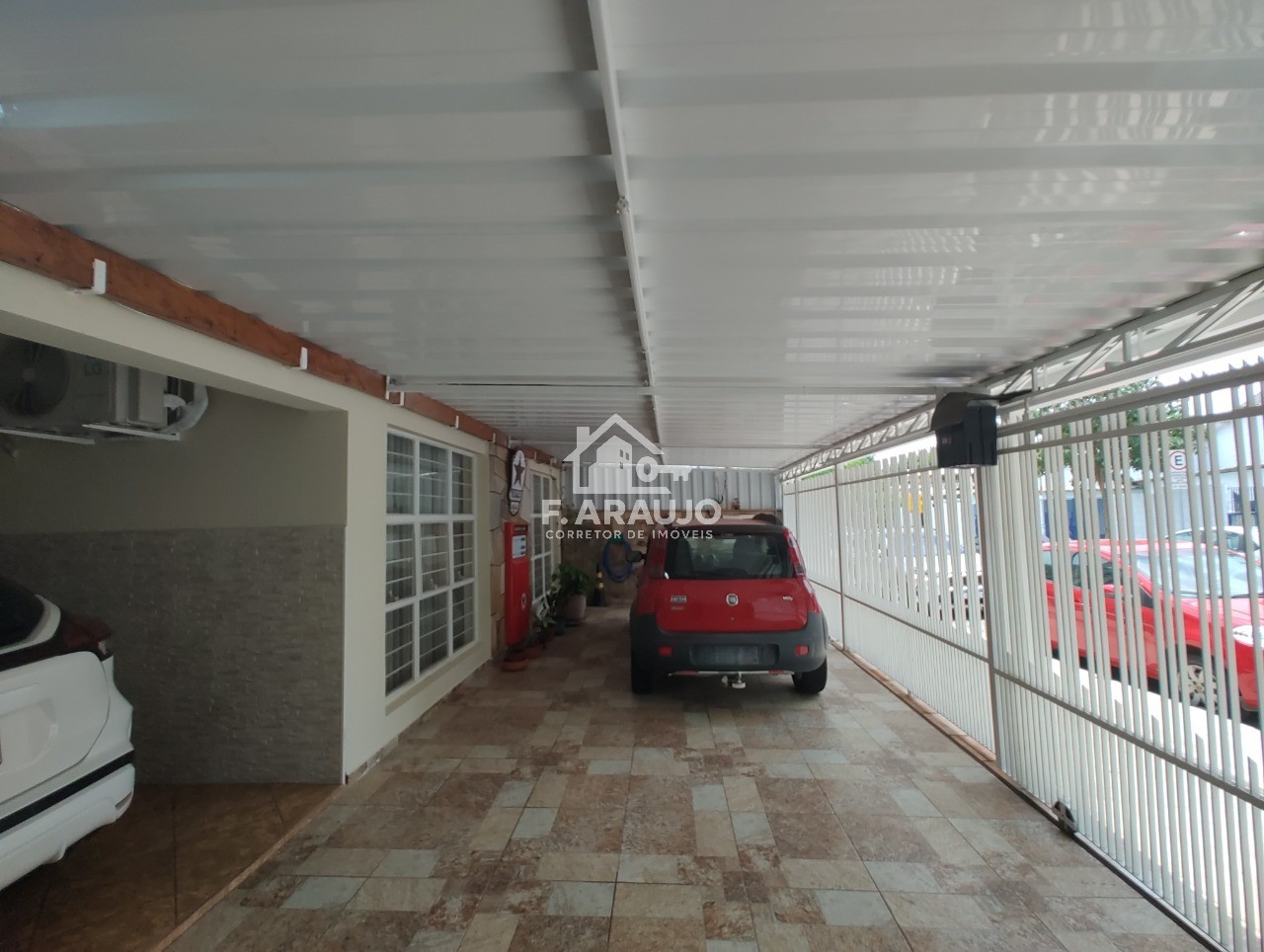 Casa, 4 quartos, 218 m² - Foto 13