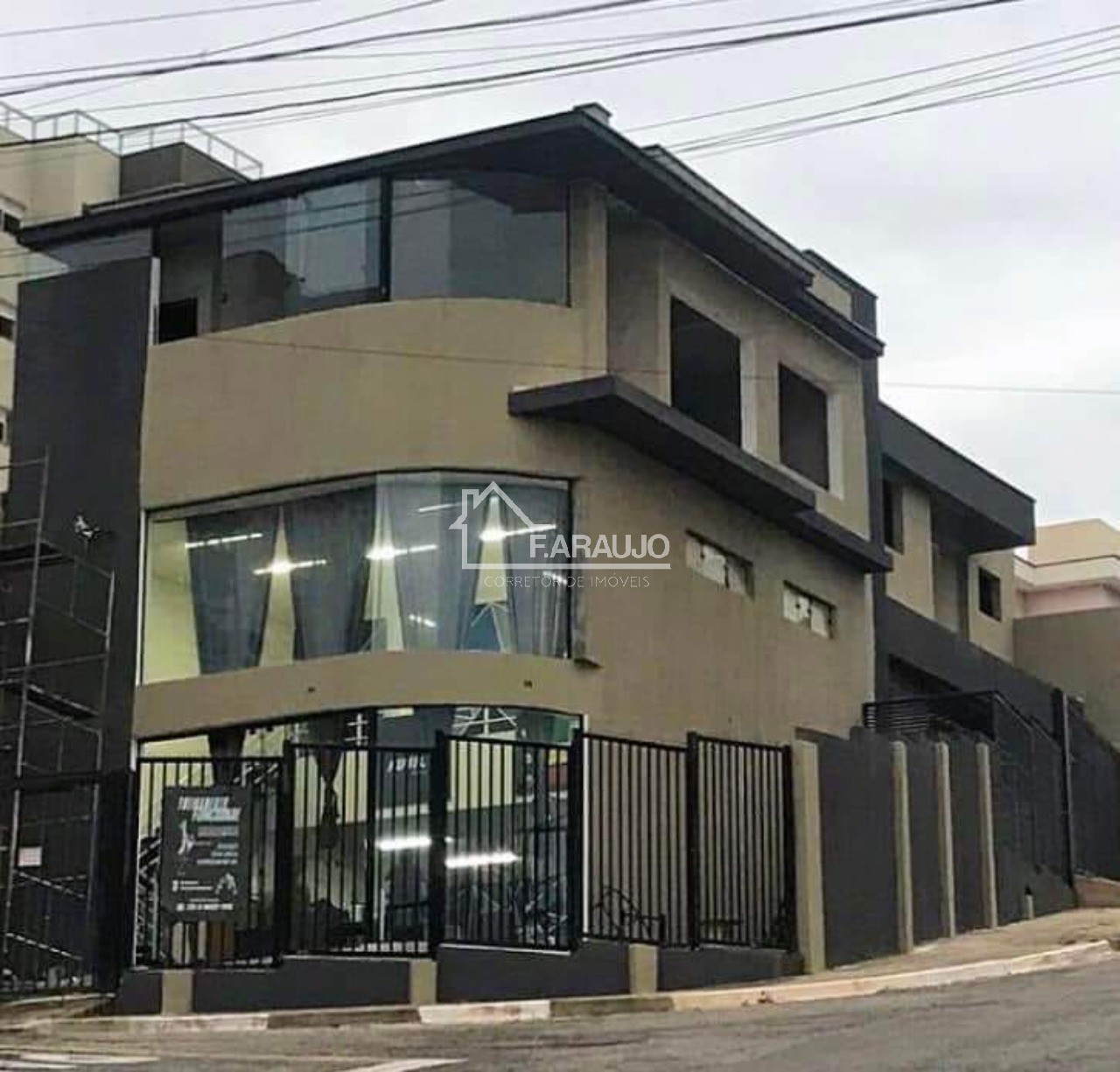Prédio Inteiro, 120 m² - Foto 1