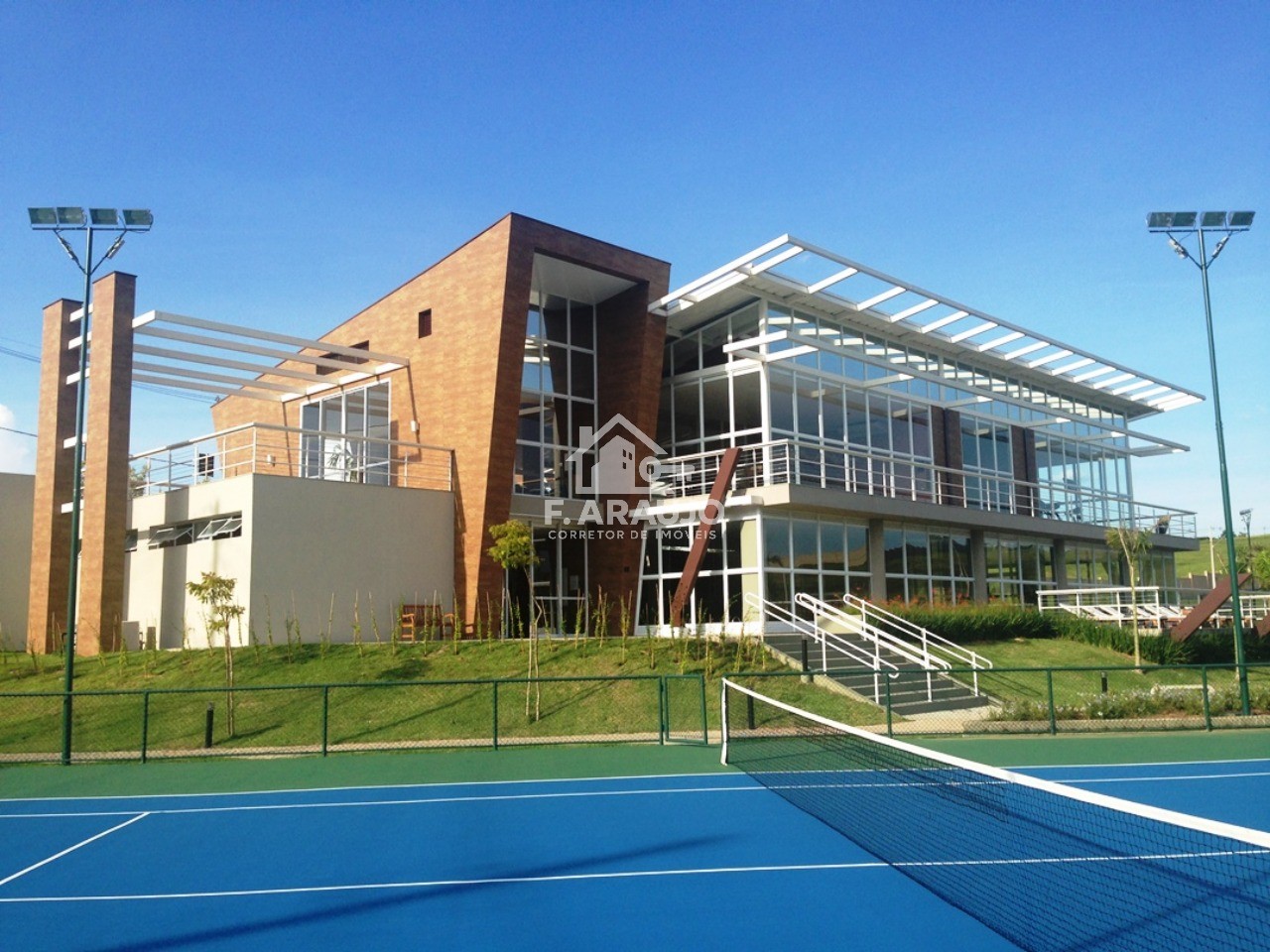 Loteamento e Condomínio, 324 m² - Foto 2