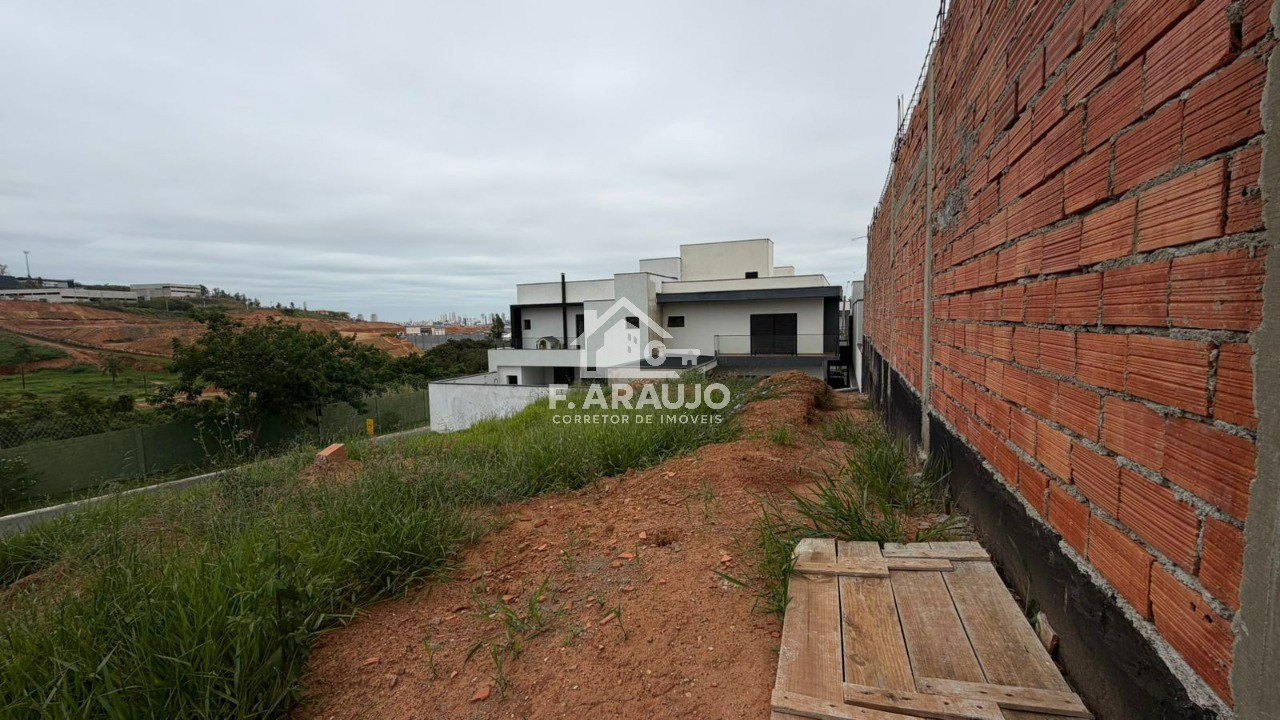 Loteamento e Condomínio, 250 m² - Foto 2