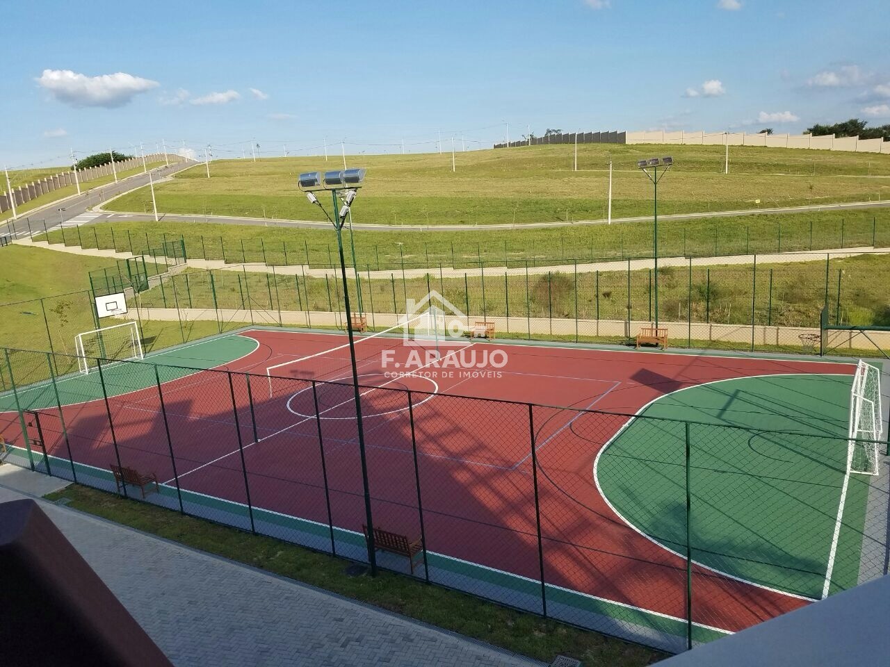 Loteamento e Condomínio, 324 m² - Foto 15