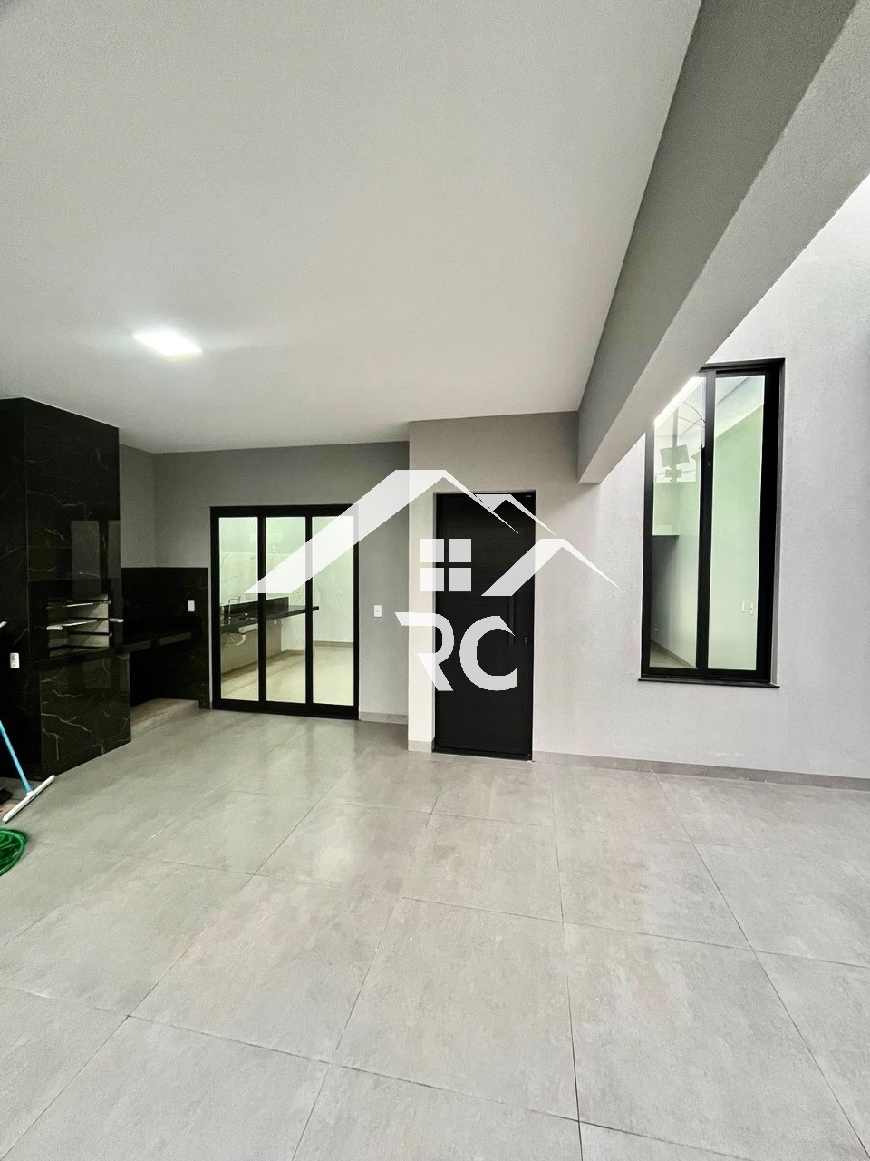 Casa, 3 quartos - Foto 1