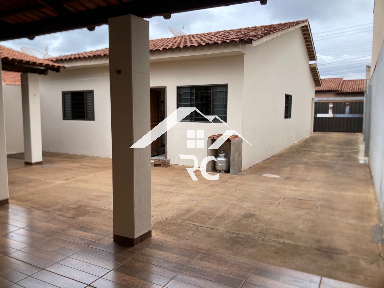 Casa, 3 quartos - Foto 1