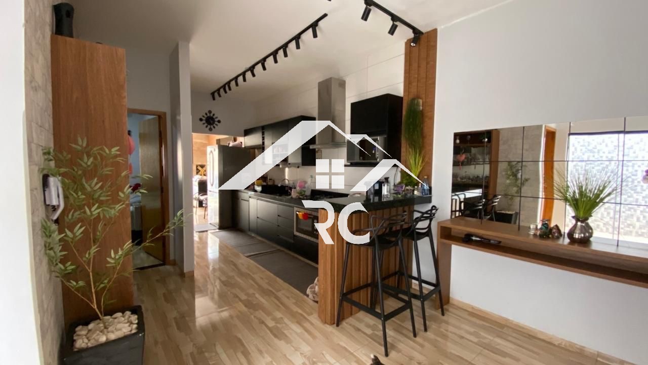 Casa, 3 quartos - Foto 2