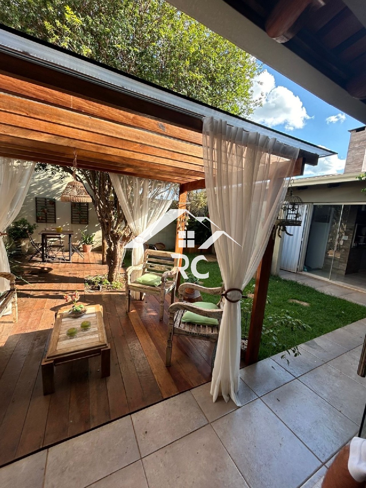 Casa, 4 quartos - Foto 1