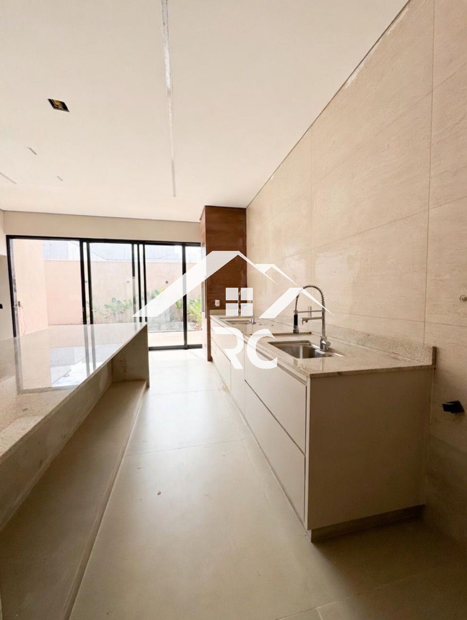 Casa, 4 quartos - Foto 1