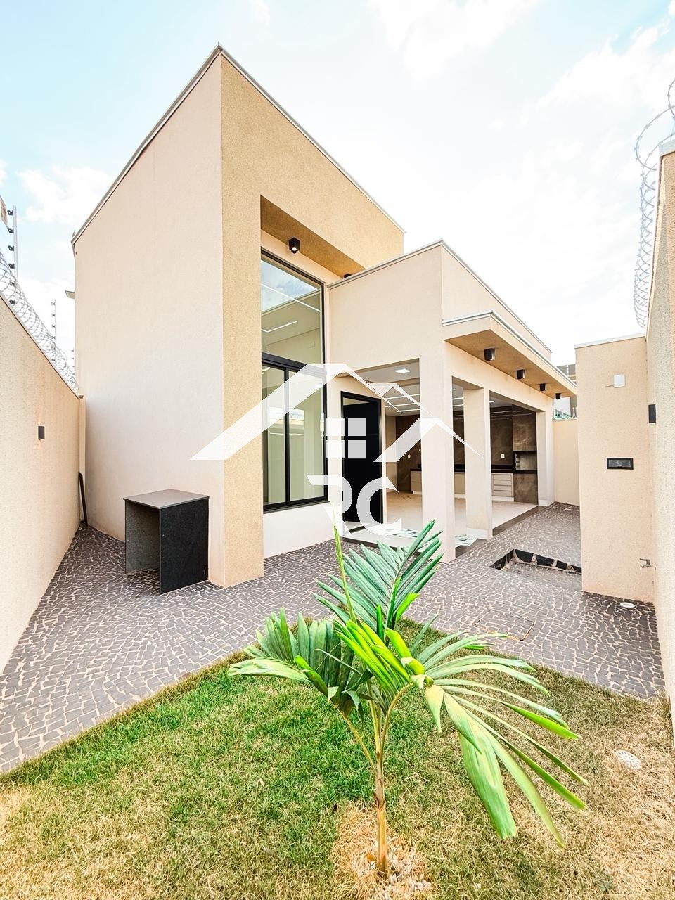 Casa, 3 quartos - Foto 1