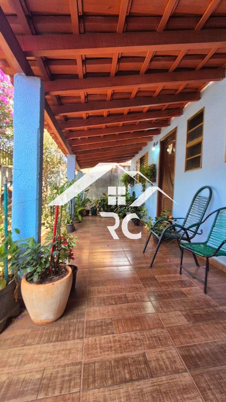 Casa, 4 quartos - Foto 1