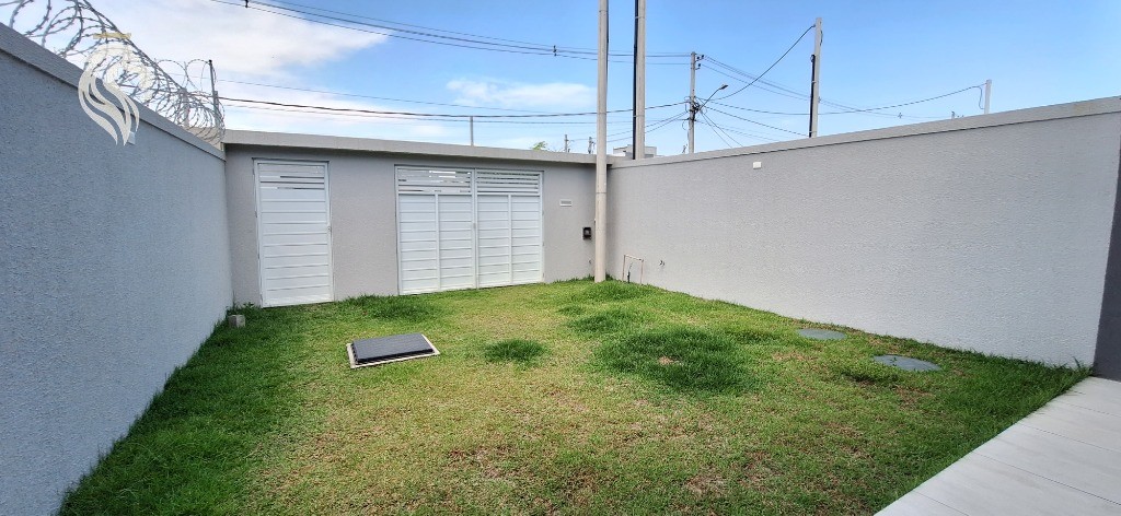 Casa para Comprar em PEDRA DE GUARATIBA - RIO DE JANEIRO - RJ