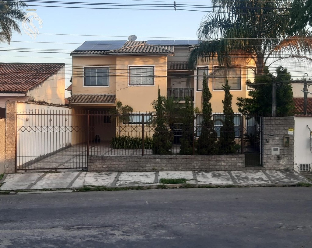 Casa para Comprar em CAMPO GRANDE - RIO DE JANEIRO - RJ
