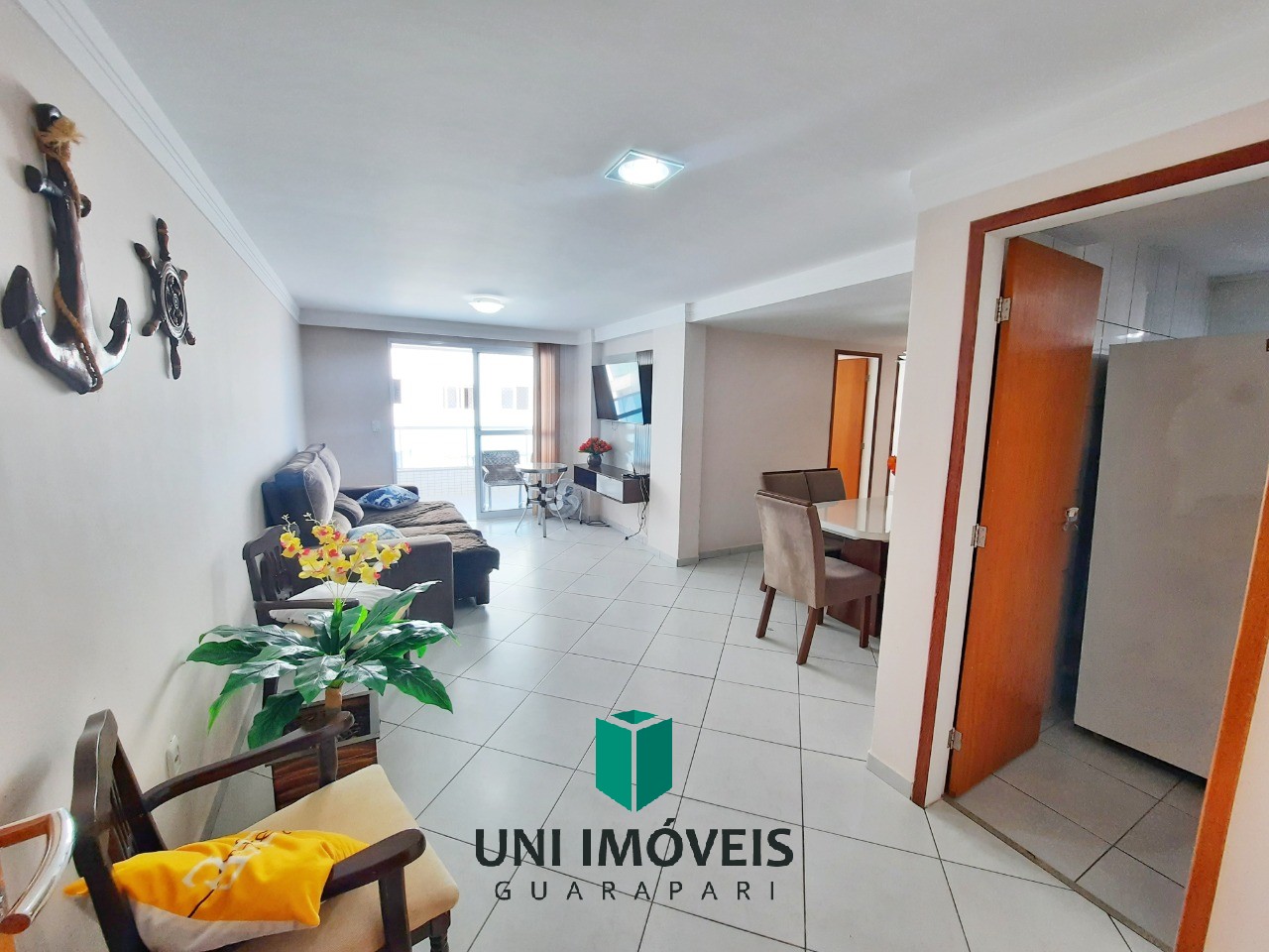 Apartamento de 3 quartos com vista para o mar, a venda por R$900.000 na Praia do Morro em Guarapari-ES.