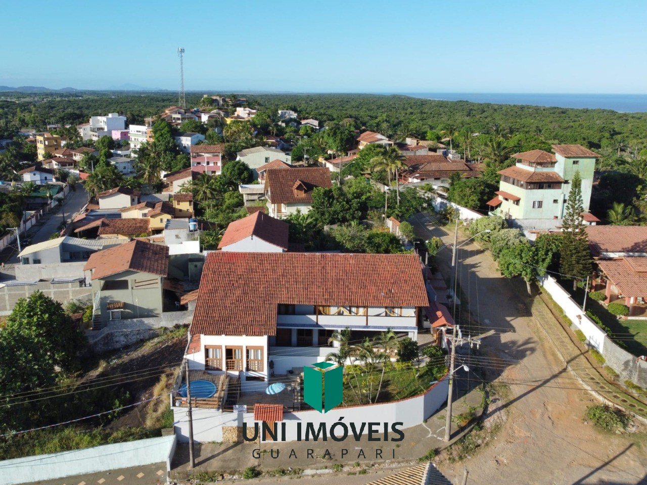 Casa, 6 quartos, 250 m² - Foto 2