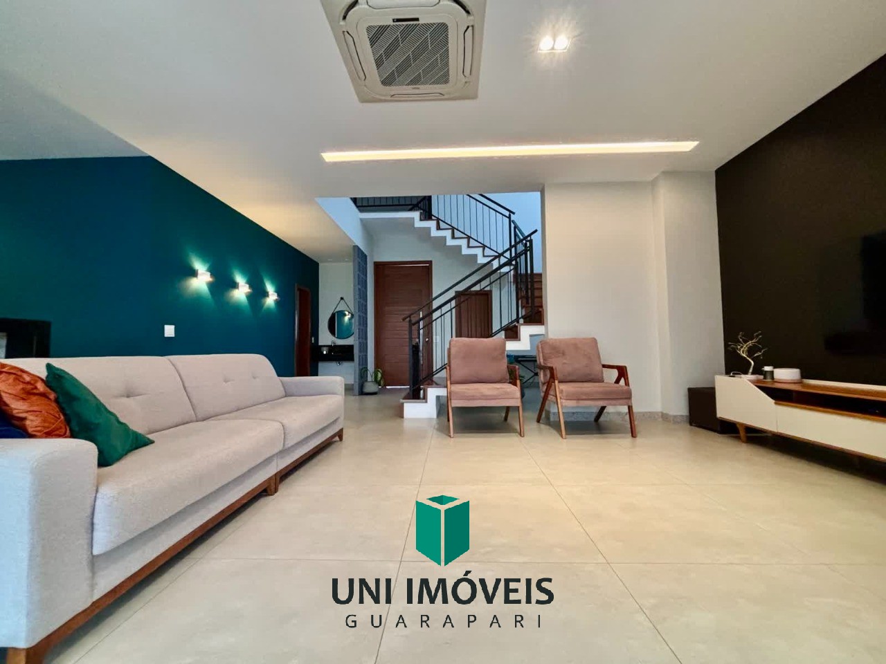 Casa, 4 quartos, 310 m² - Foto 1