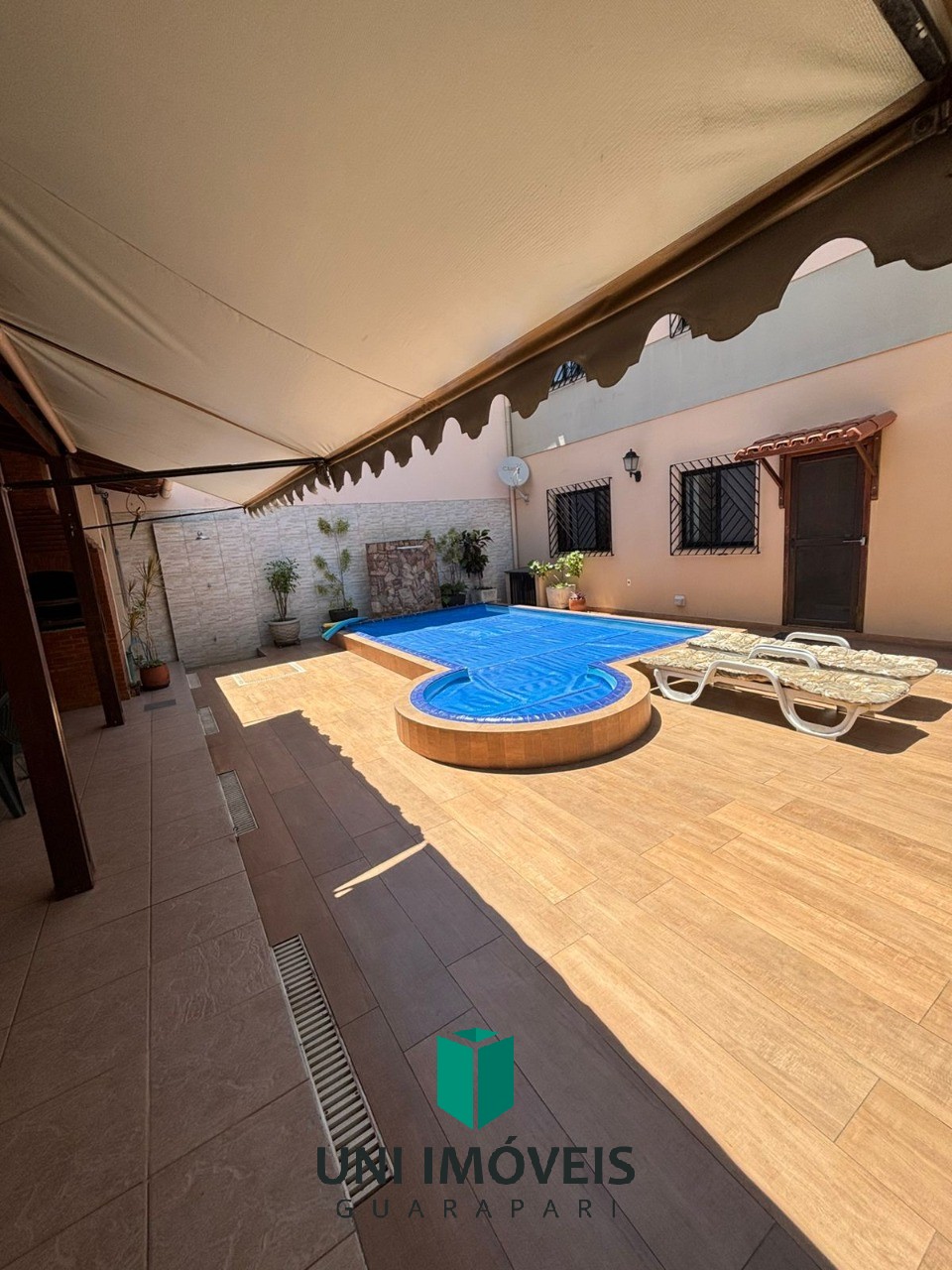 Casa, 5 quartos, 270 m² - Foto 11