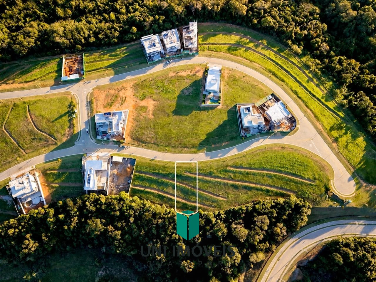 Loteamento e Condomínio, 665 m² - Foto 3