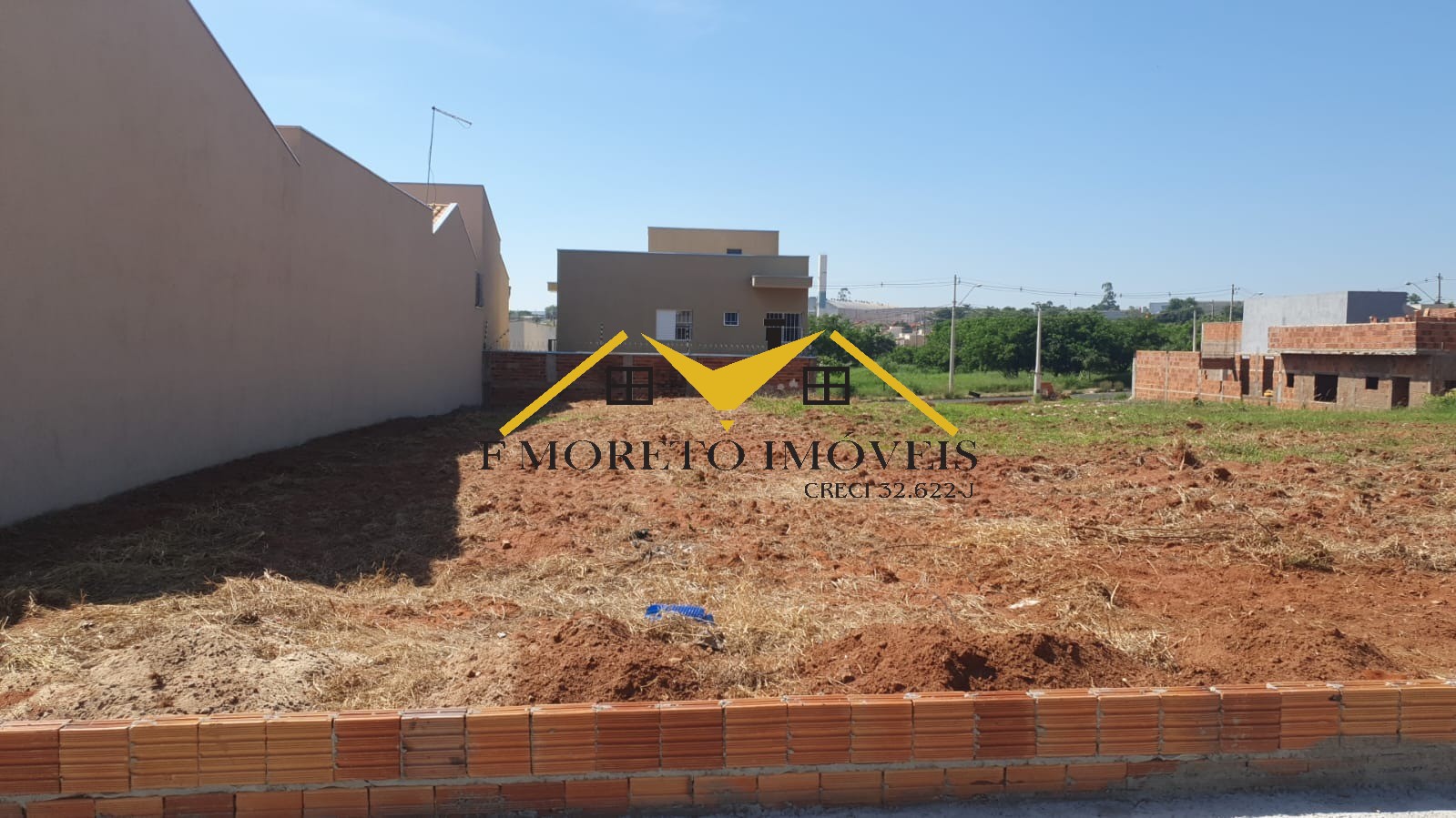 Terreno, 300 m² - Foto 1