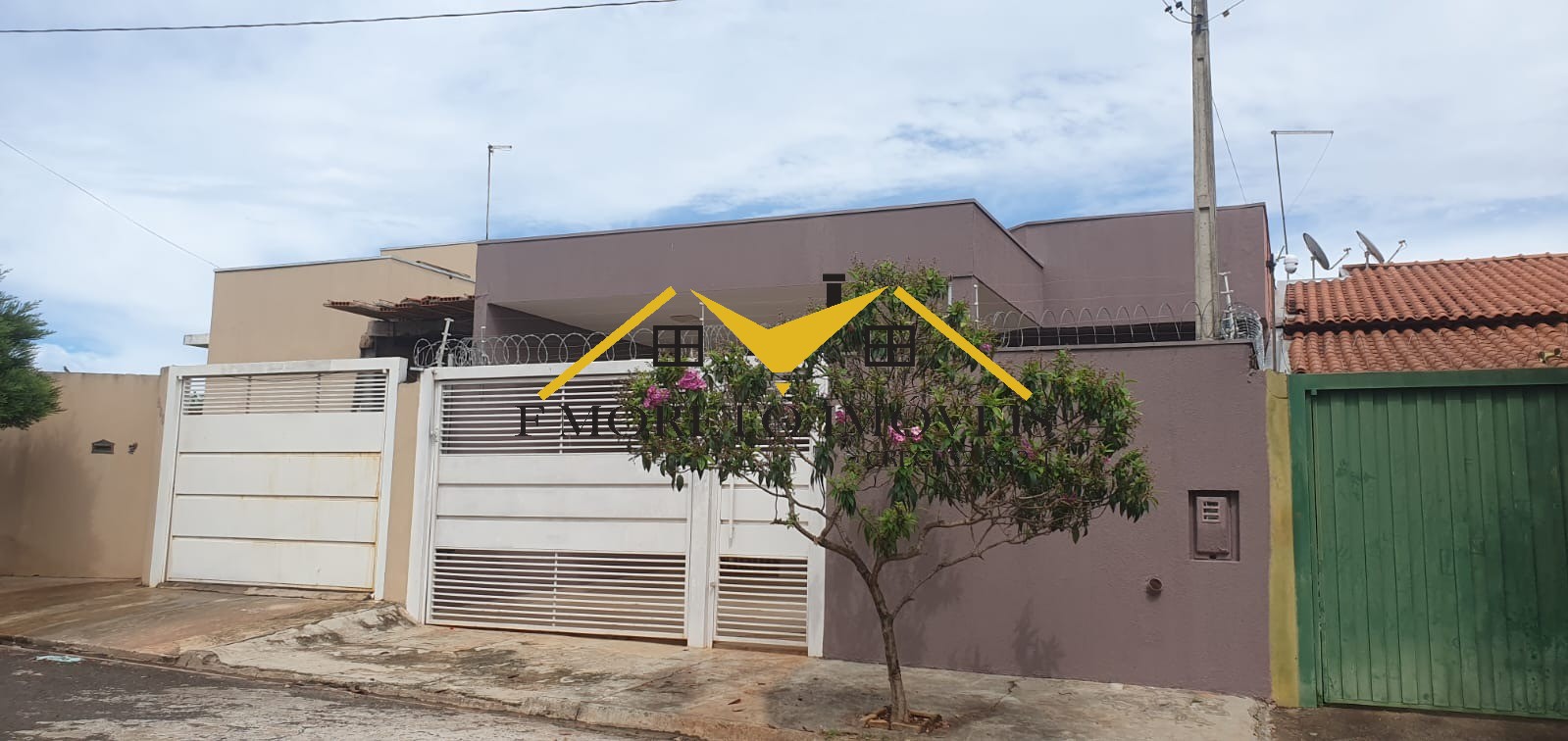 Casa, 3 quartos, 137 m² - Foto 1