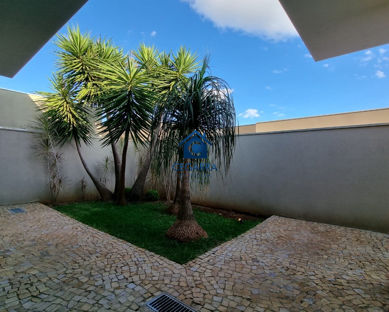 CASA RESIDENCIAL em MIRASSOL - SP, VILA MOREIRA