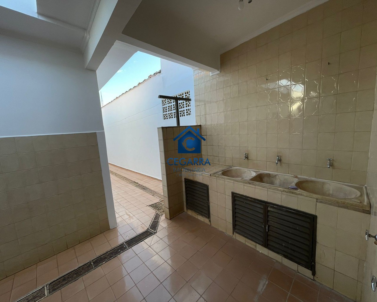CASA COMERCIAL em SÃO JOSÉ DO RIO PRETO - SP, JARDIM EUROPA