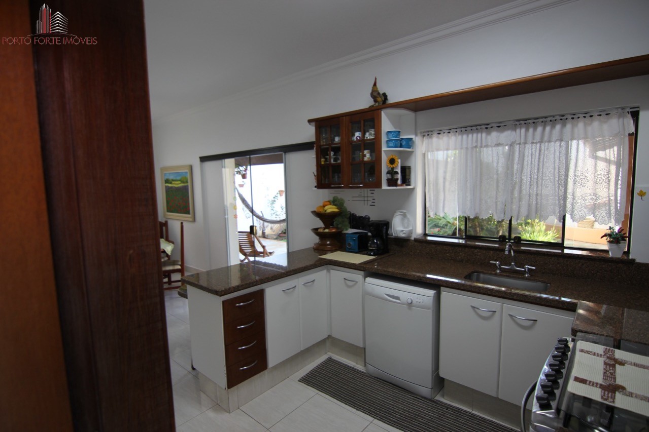 Casa, 4 quartos, 310 m² - Foto 4