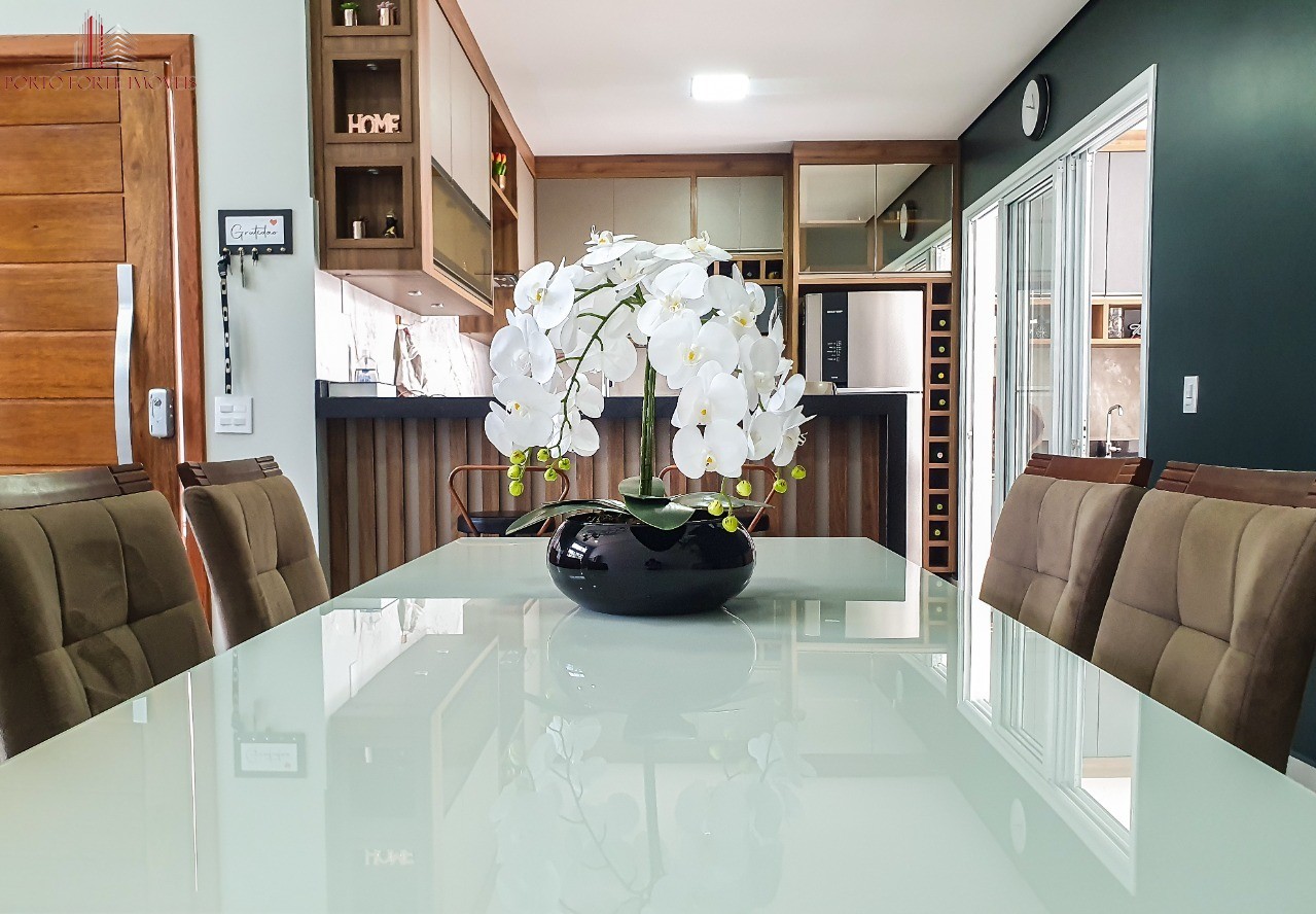 Casa, 3 quartos, 200 m² - Foto 4