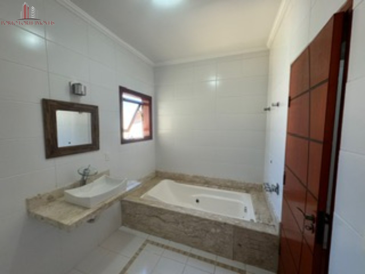 Casa, 3 quartos, 250 m² - Foto 9